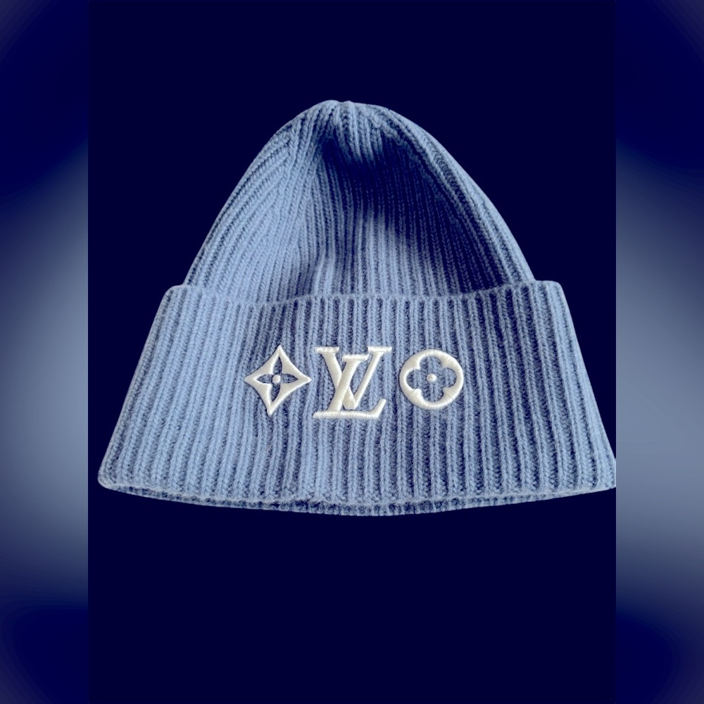 ❌❌❌SOLD❌❌❌Louis Vuitton Headline Beanie